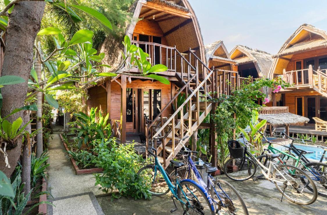 Deep House Bungalows Gili Trawangan Dış mekan fotoğraf